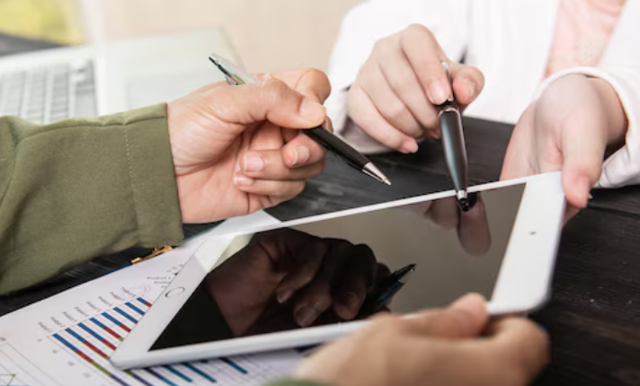 Financial Advisors in Anaheim To Consider